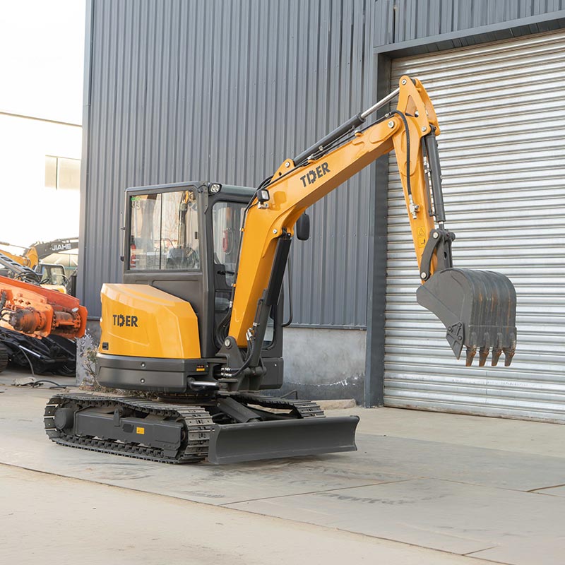 Mini escavadeira de 3,5 toneladas com motor Kubota e esteiras de aço.