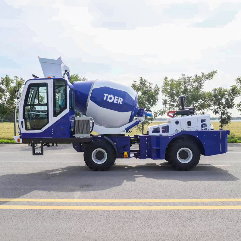 On Site Concrete Mixing Truck