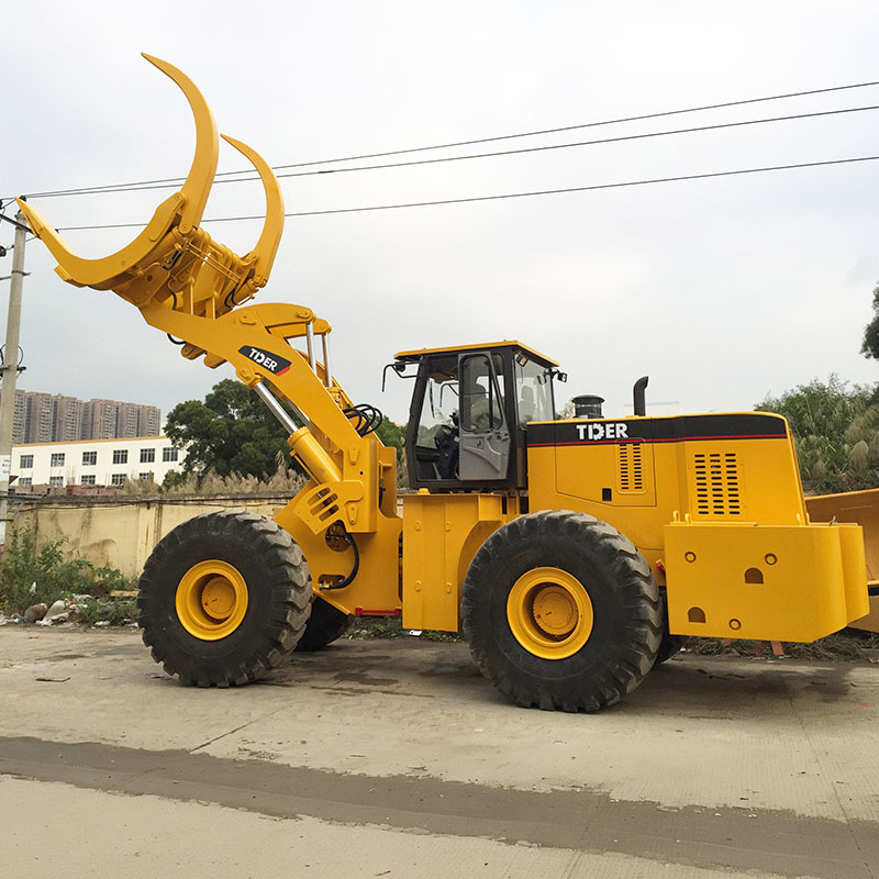 Pá carregadeira frontal de toras de 25 toneladas com tecnologia Caterpillar