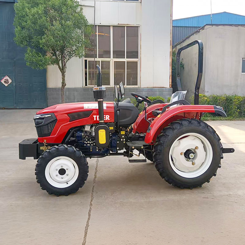 Trator agrícola de 40 HP para trabalhos agrícolas em geral.