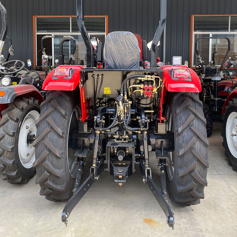 Trator de 75 HP com tração nas quatro rodas à venda