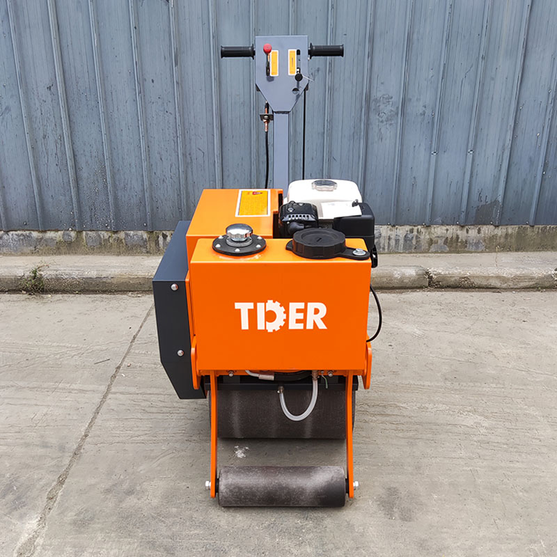 Rolo compactador de 300 kg com motor Honda GX160