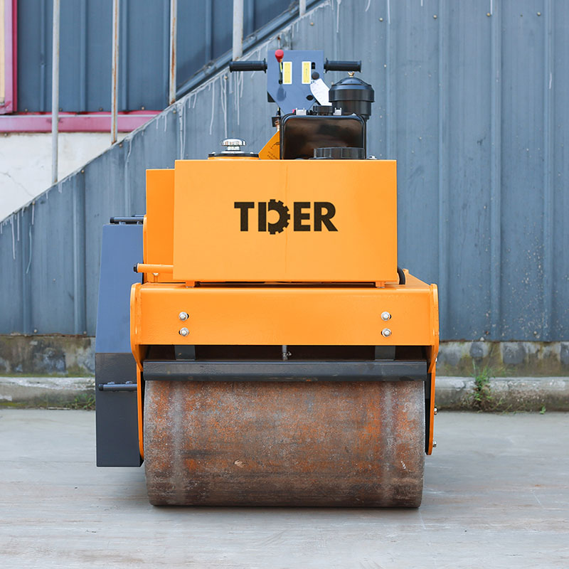 Rolo compactador de tambor duplo de 600 kg com motor a diesel de partida elétrica